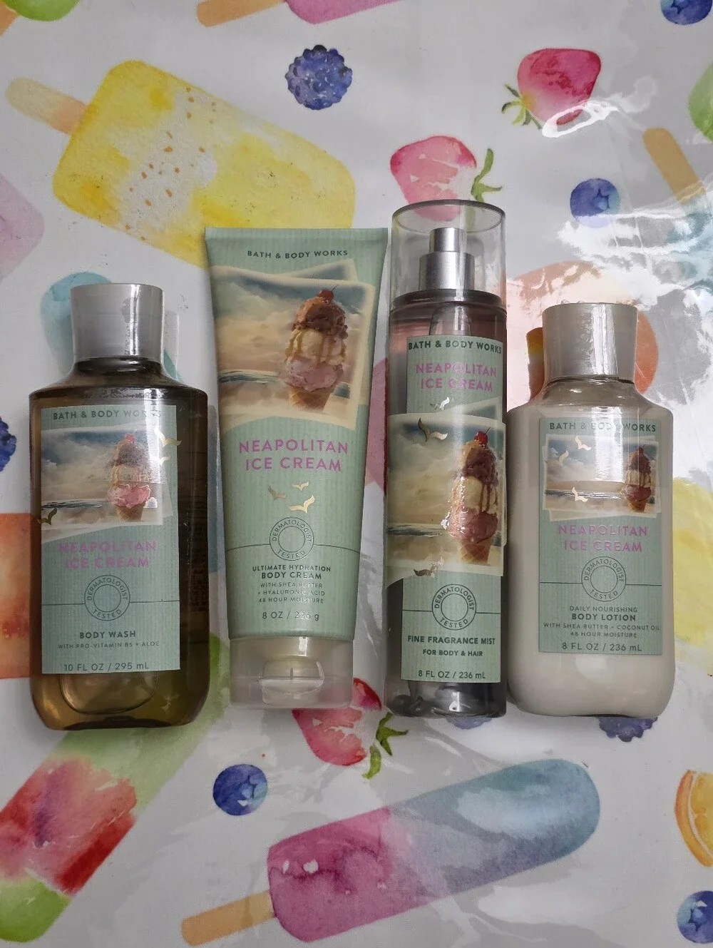 Bath & Body Works Neapolitan Ice Cream Body Care Set 4 Piece Set